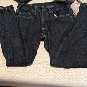 Levi mens jeans